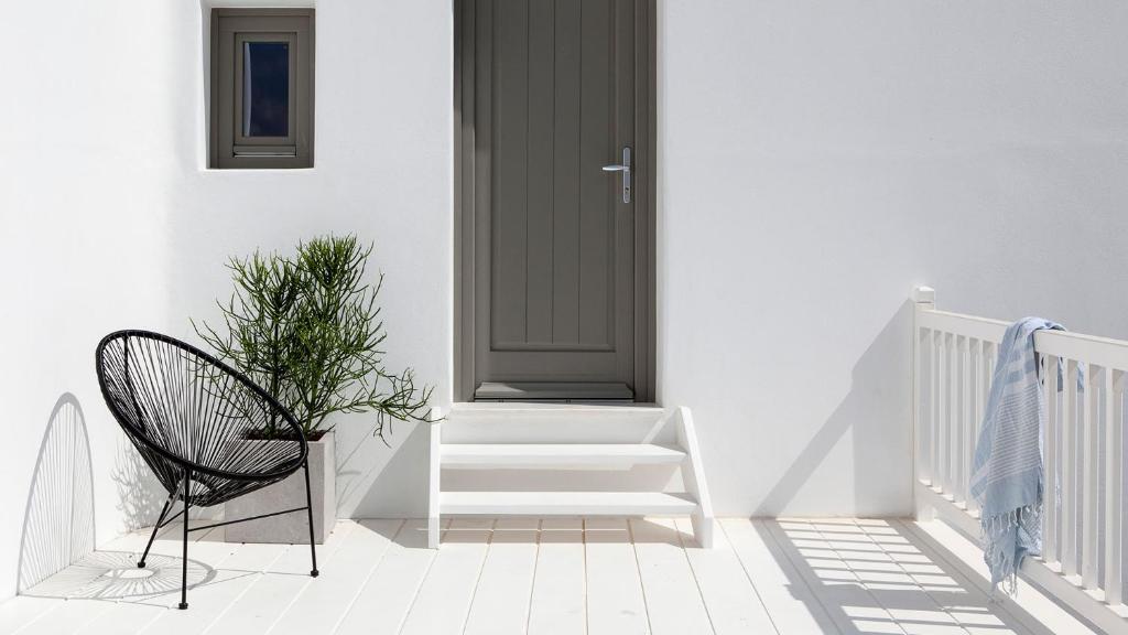 LYO Boutique Hotel Mykonos - Σουίτα Αιγαίου για Νεόνυμφους με Θέα Θάλασσα και Υδρομασάζ