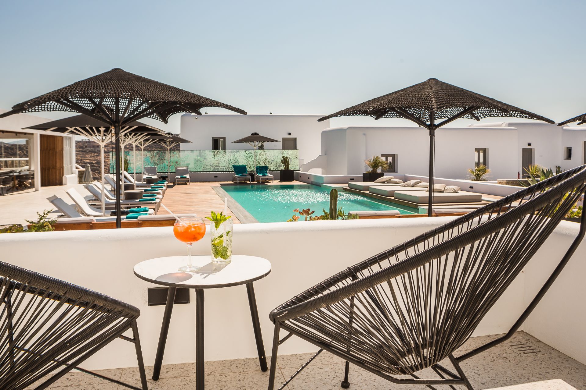 LYO Boutique Hotel Mykonos - Στούντιο Σουίτα με Βεράντα και Θέα στην Πισίνα
